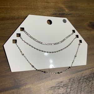 Silver necklace set